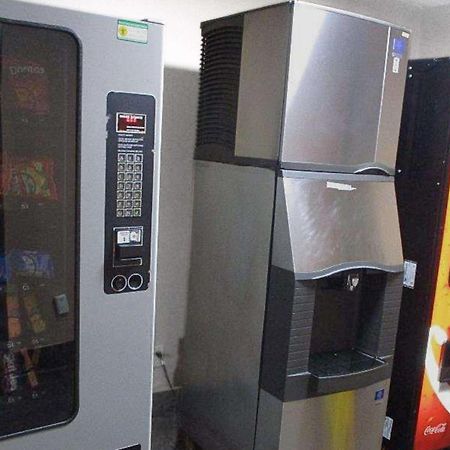贝斯特韦斯特谢尔比维尔旅馆酒店 外观 照片