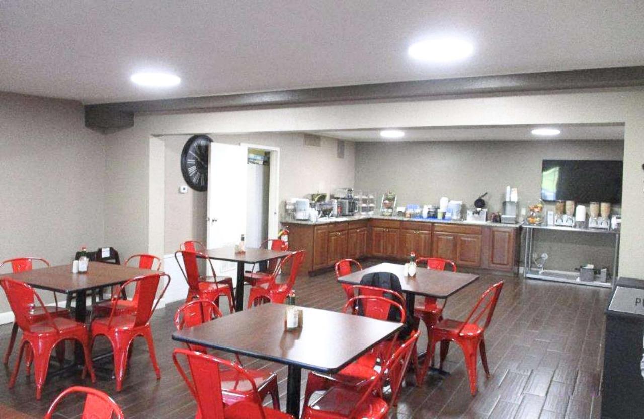 贝斯特韦斯特谢尔比维尔旅馆酒店 外观 照片