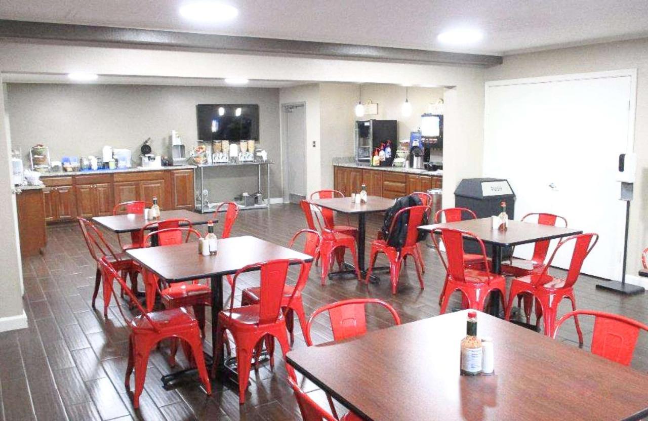 贝斯特韦斯特谢尔比维尔旅馆酒店 外观 照片